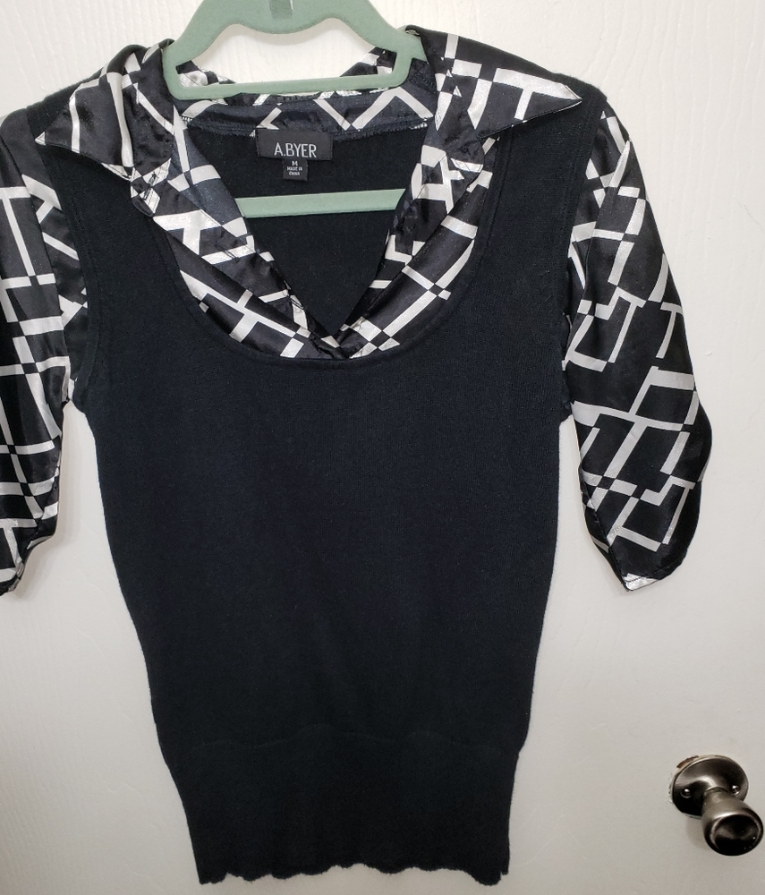 A.Byer blouse/sweater, M, 3/4 sleves